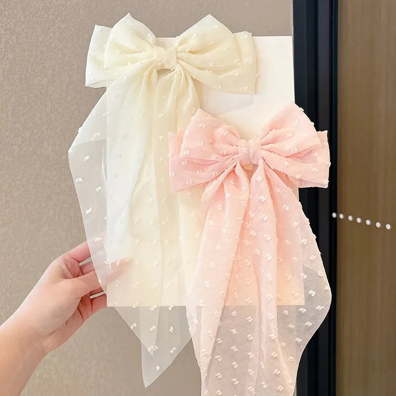 Pigtail bow hair pin