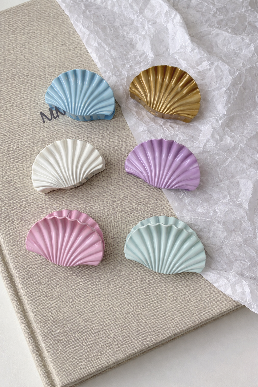 Shell Pastel Claw Clip Medium
