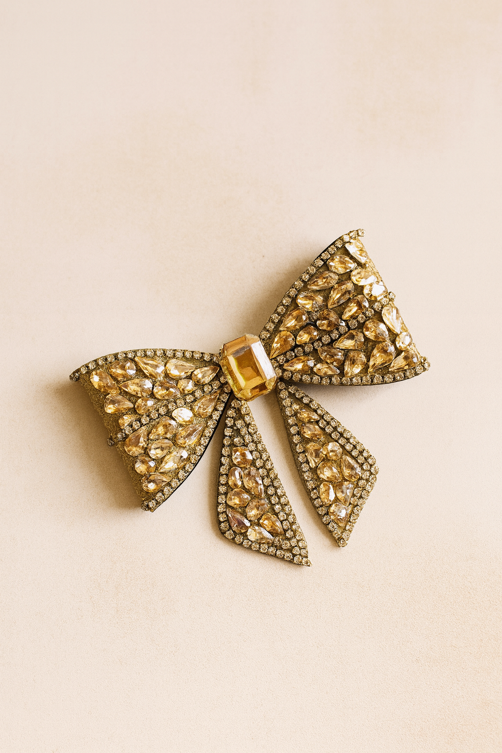 Bling luxury stone bow clip