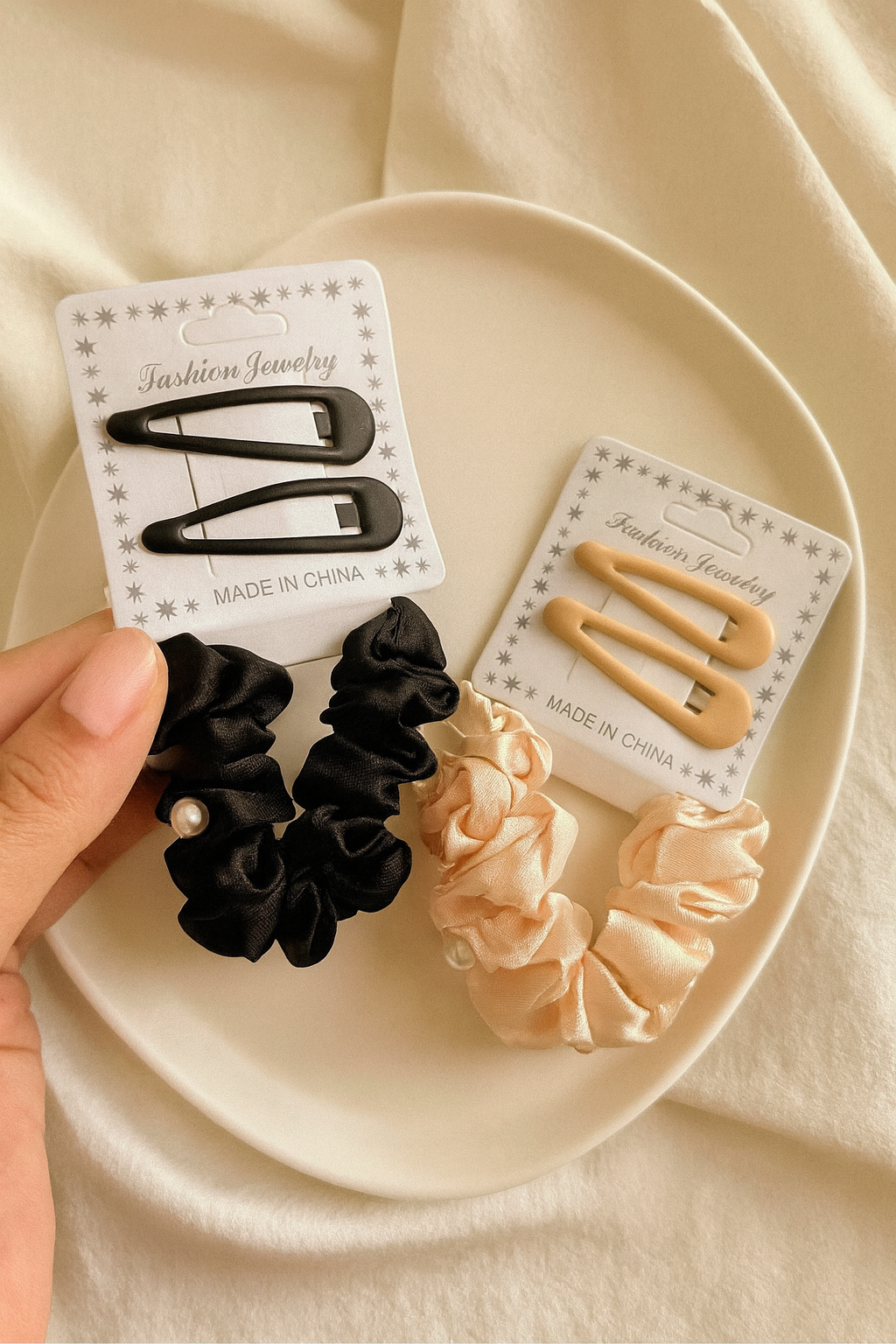 Korean pearl scrunchie clip card set