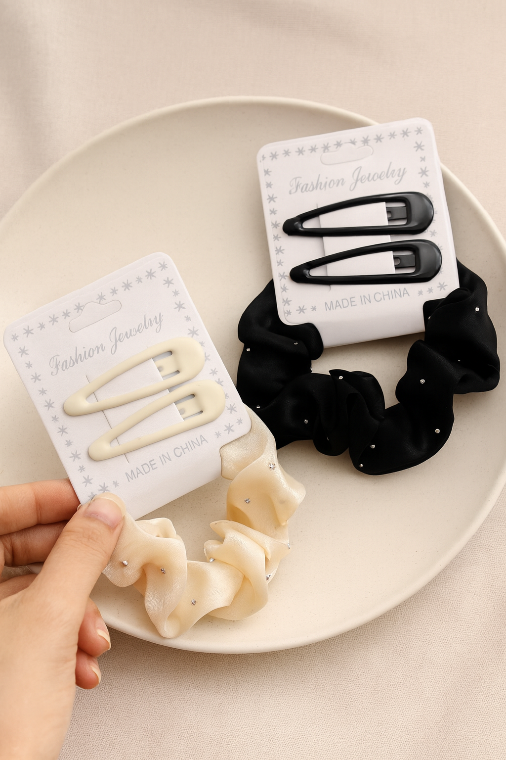 Korean clip card scrunchie set