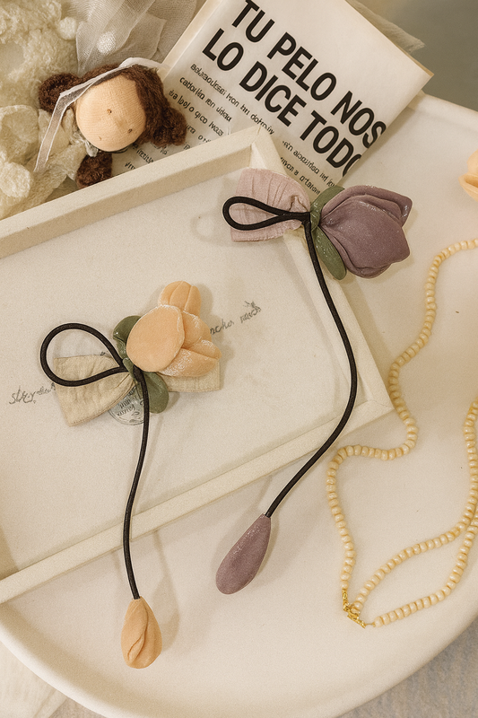 Bow tulip long hair clip