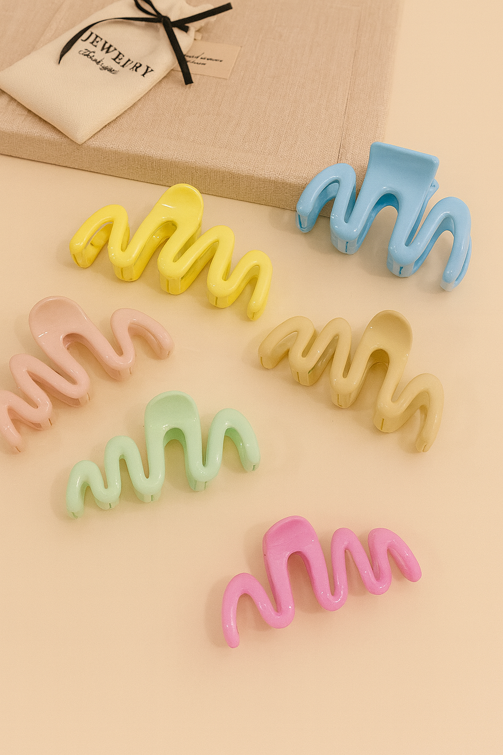 Pastel Wavy Hair Claw Clip