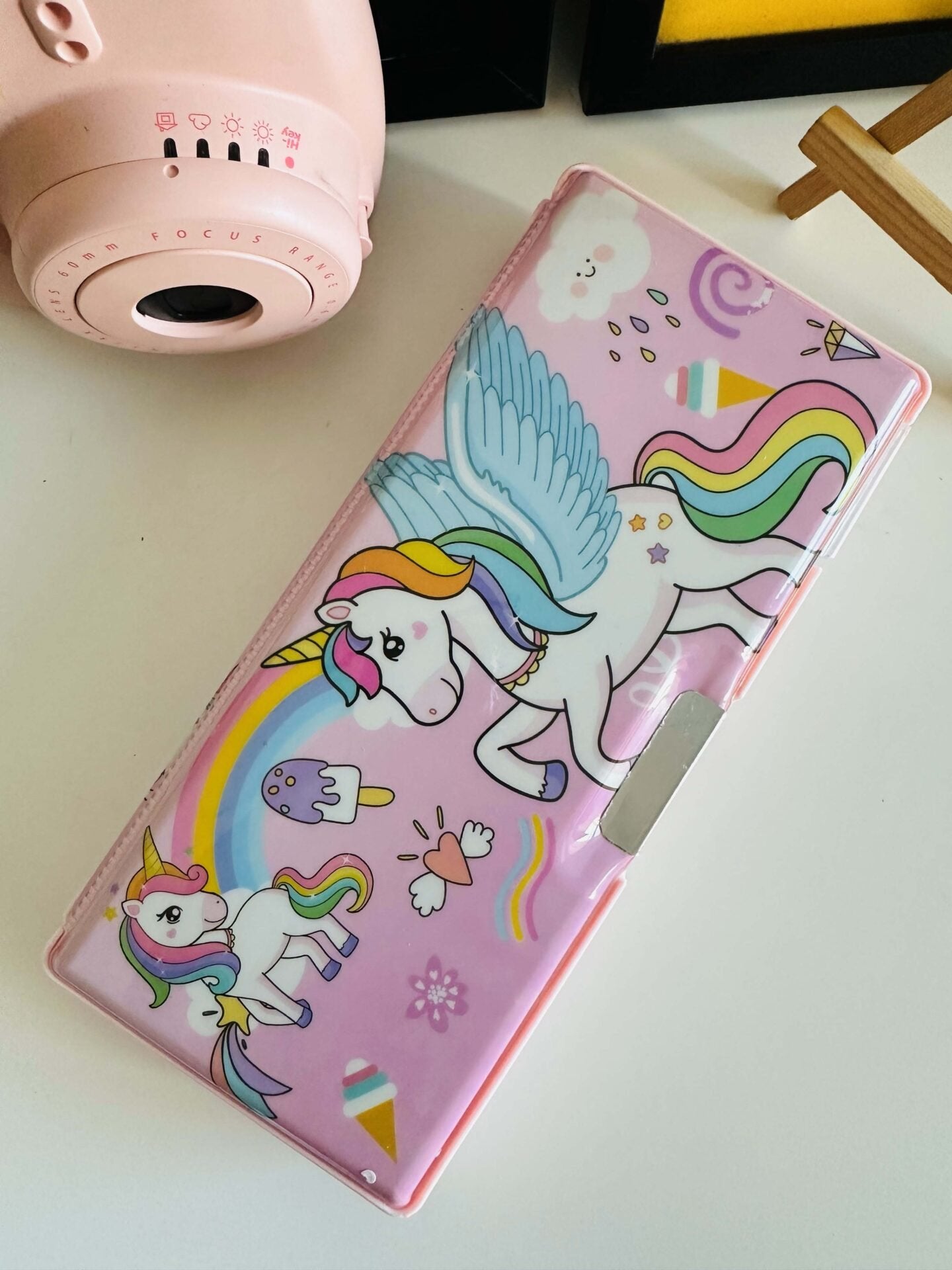 Magnetic Pencil Box With Table Light