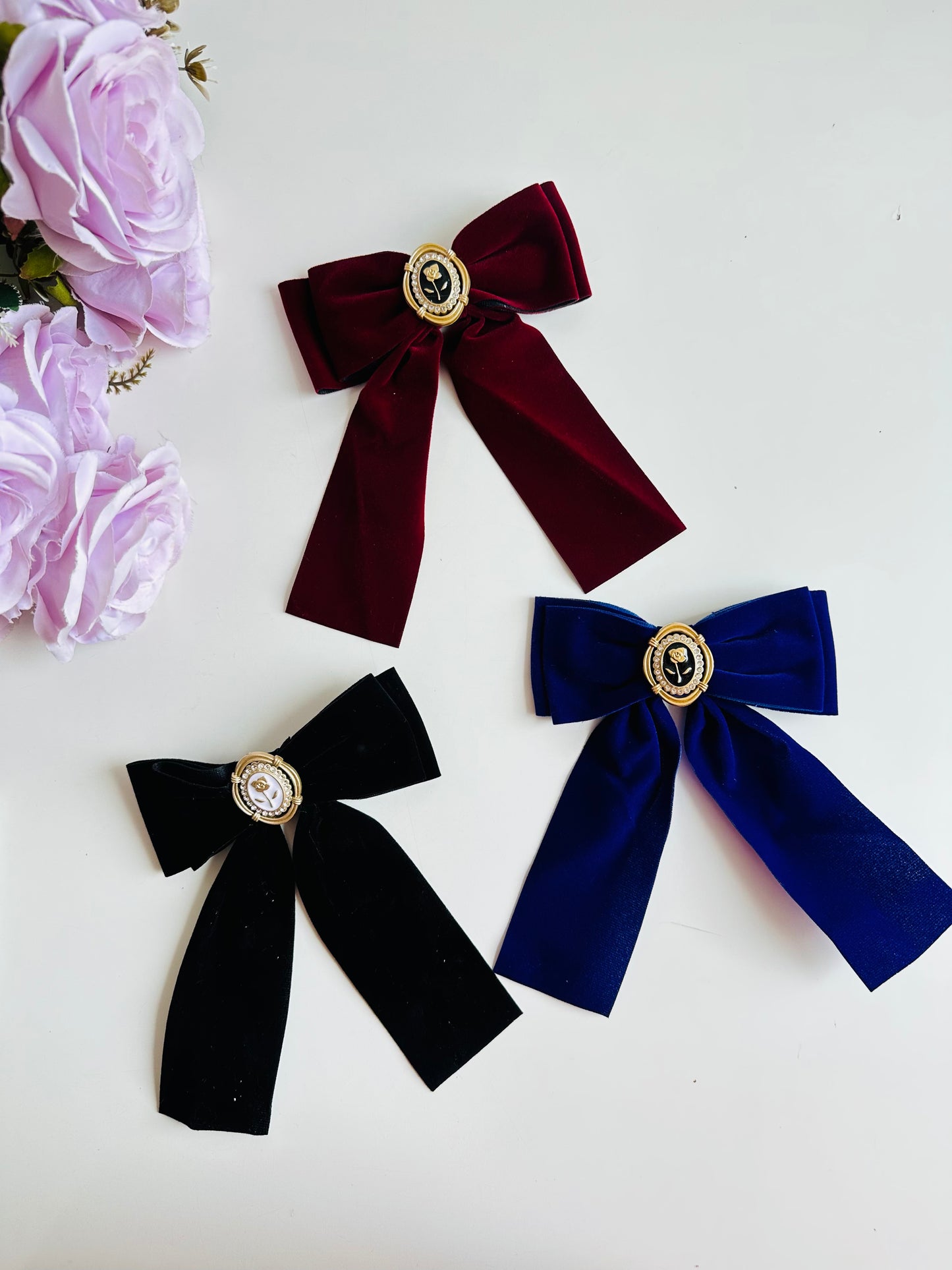 Elizabeth velvet bow hair bow pin