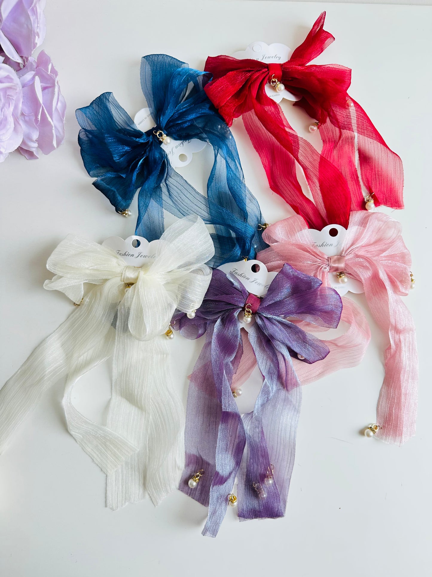 Pearl big bow shimmer buckle hair clip