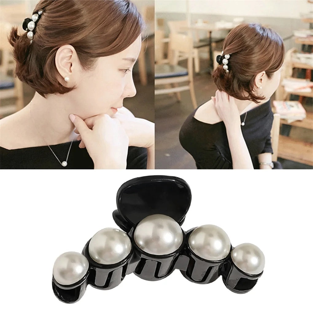 Pearl hair claw clip