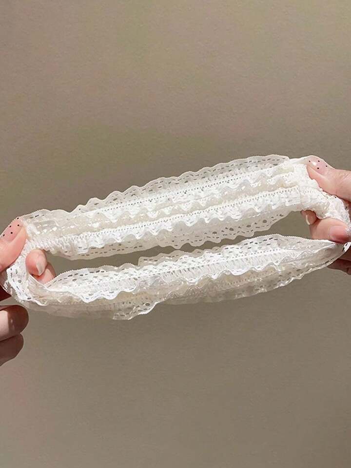 Pintresty lace scruchie