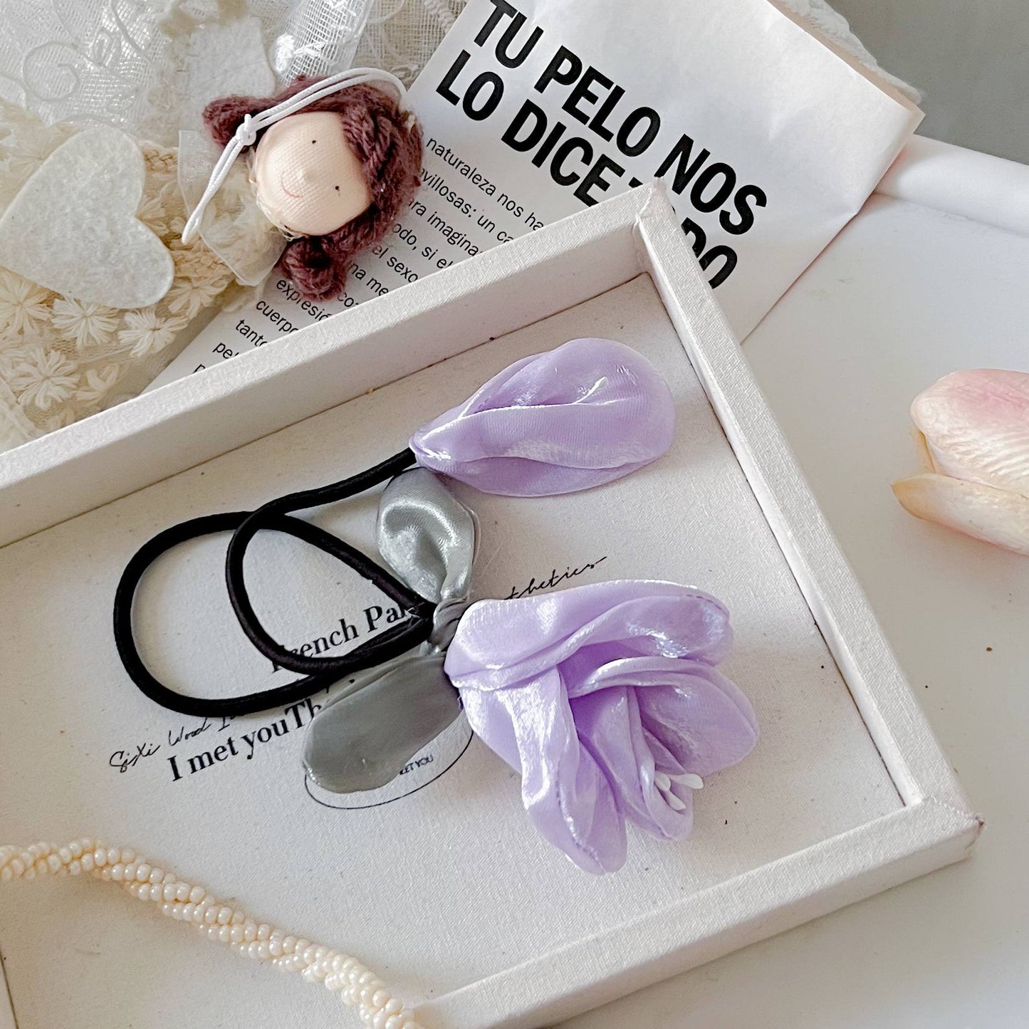 Bow tulip long hair clip