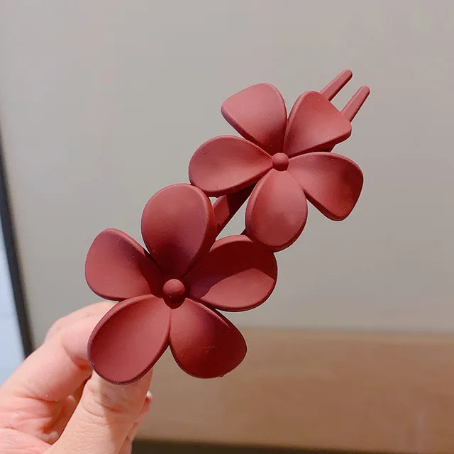 Two Flower Pintresty Haiw Claw Pin