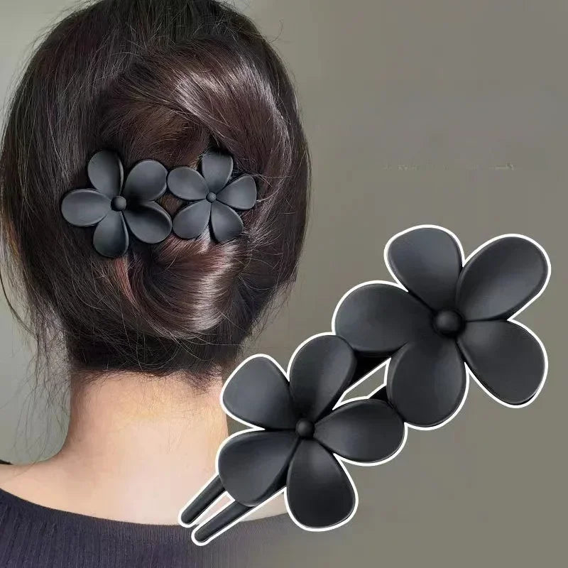 Two Flower Pintresty Haiw Claw Pin