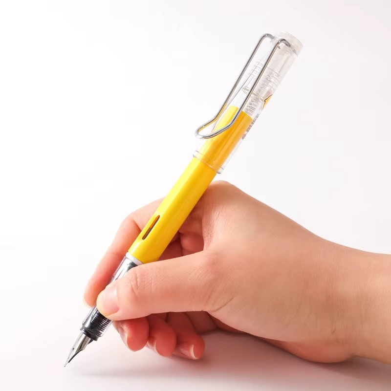 Refillable Kawaii Duck Fountain Ink Pen