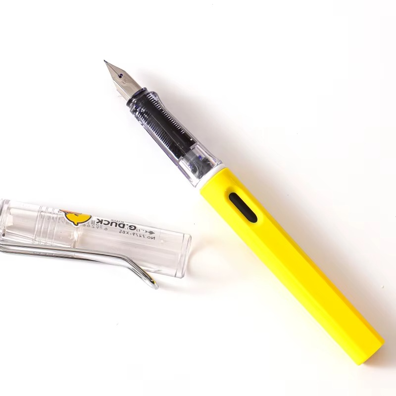 Refillable Kawaii Duck Fountain Ink Pen