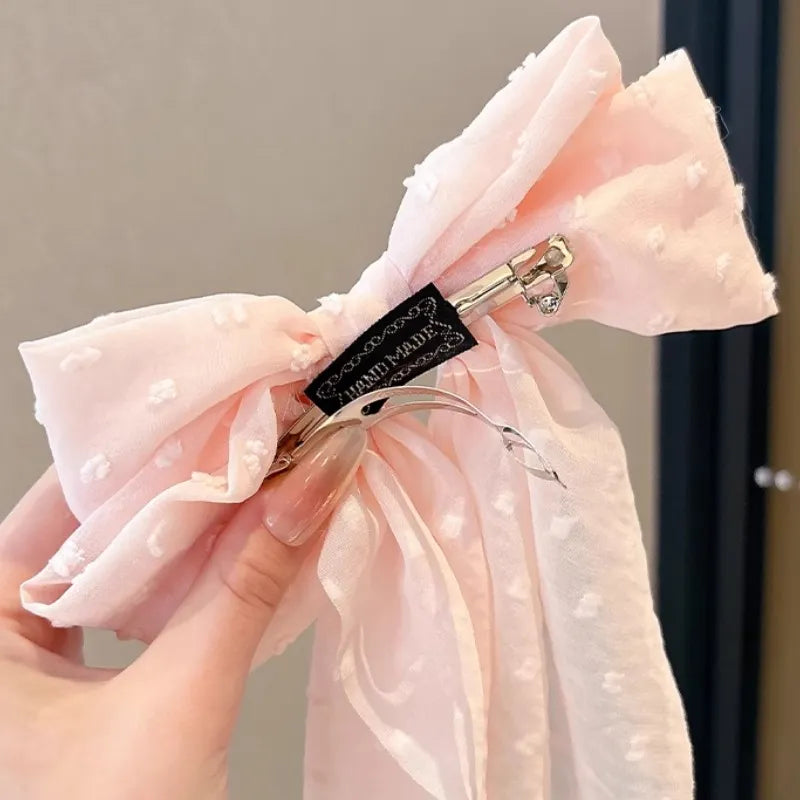 Pigtail bow hair pin