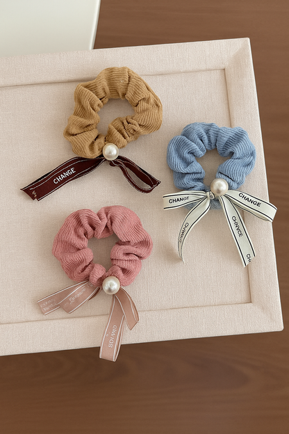 Change Paris Bow Scrunchie