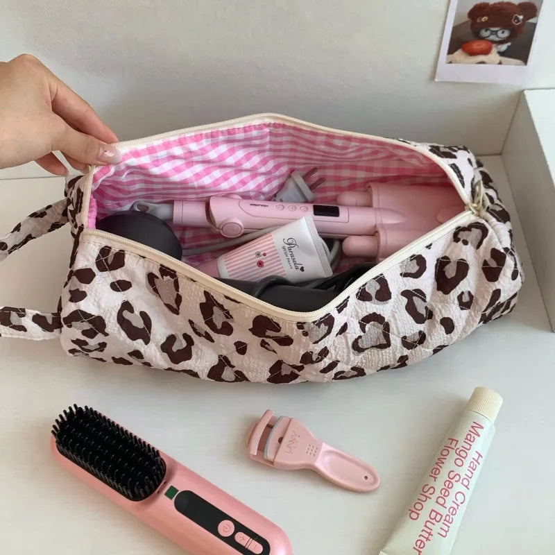 Long cute multipurpose organiser