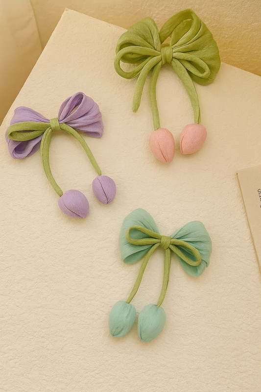 Tulip bow hair pin