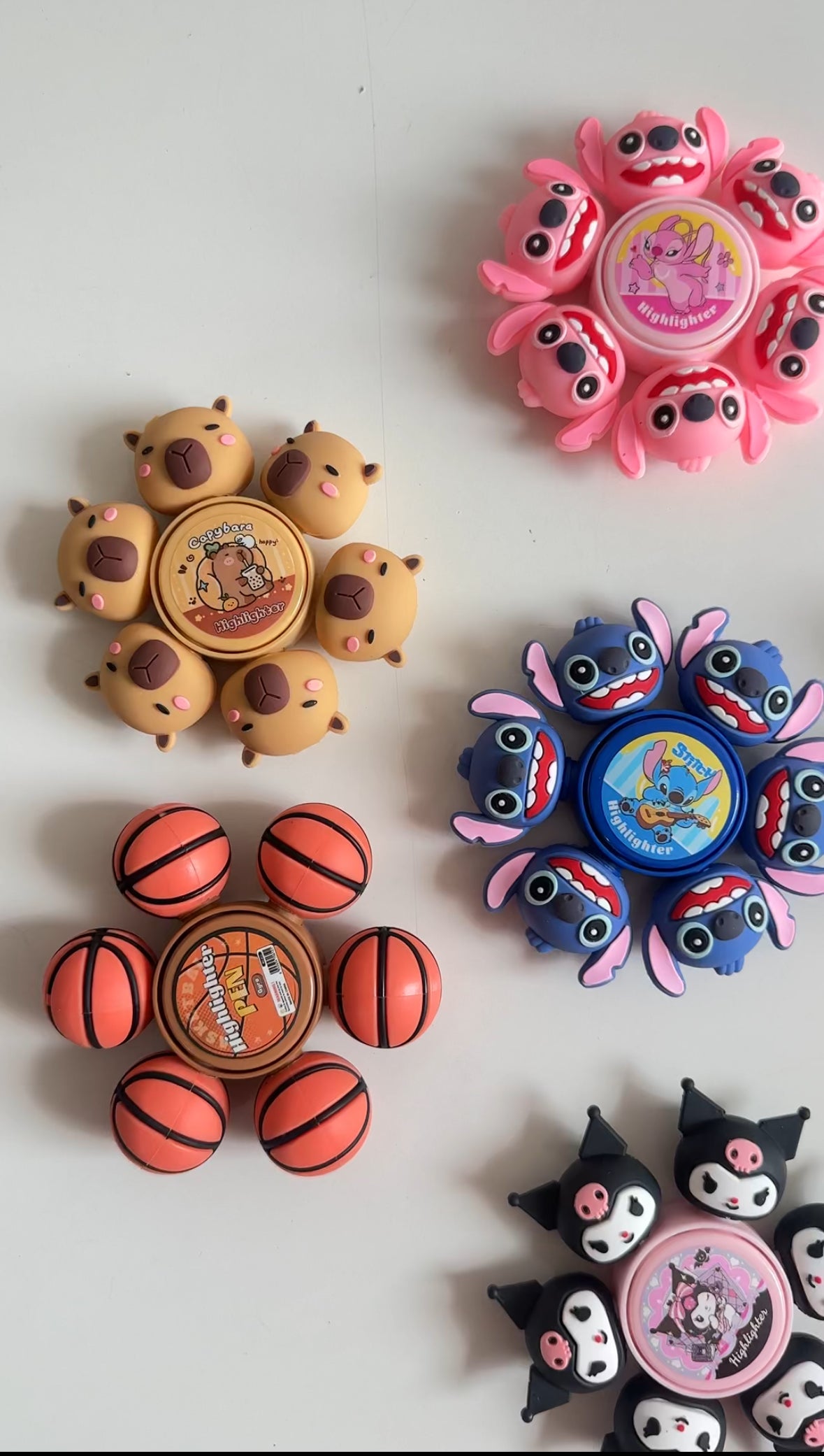 Fidget spinning highlighter