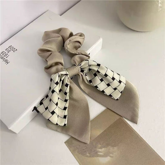Premium korean satin scrunchie