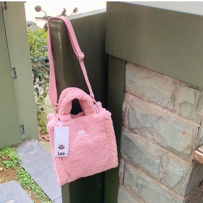 Korean fur shoulder sling bag