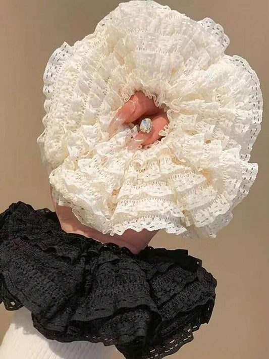 Pintresty lace scruchie
