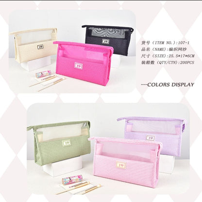 I love mesh pouch organiser