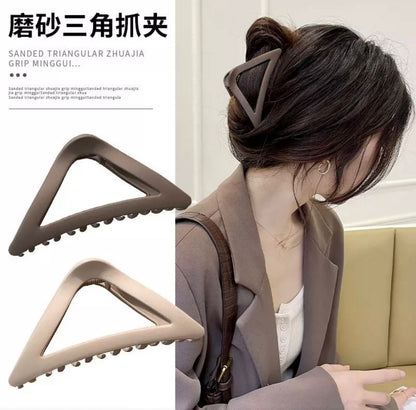 Triangle Pintresty Hair Claw Clip