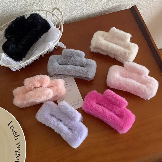 Viral Fur hair claw clutch rectangle shape