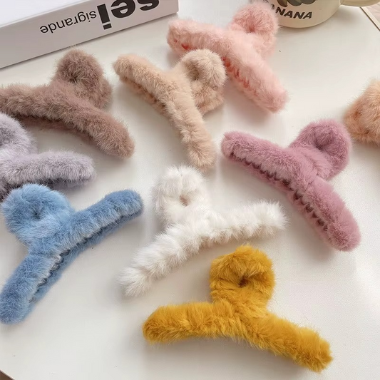 Viral Fur hair claw clutch T shape