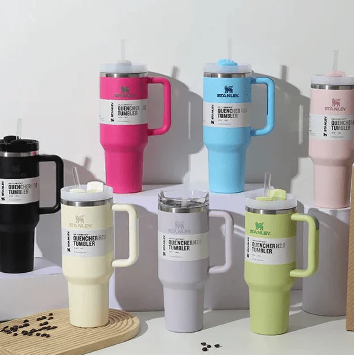 Plain Stanley quencher sipper 2.0