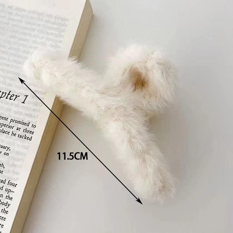 Viral Fur hair claw clutch T shape